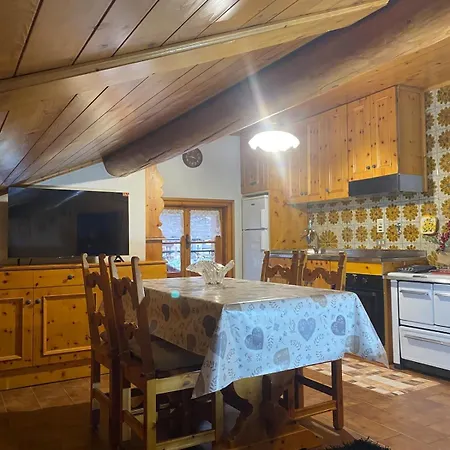 Mansarda Zona Funivie Борміо